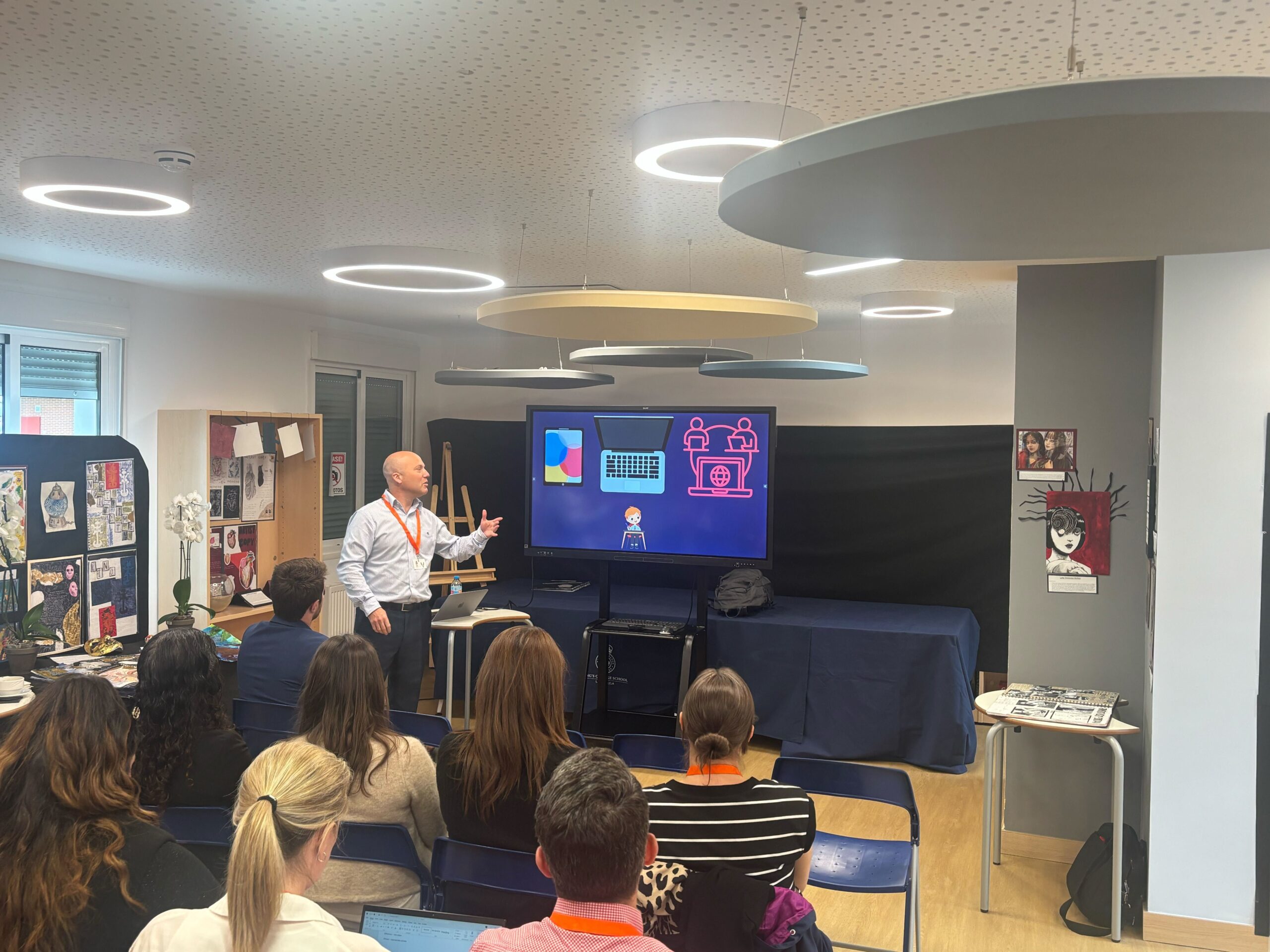 Luke Tamblyn, Head of Year 4 & eLearning Coordinator Primary at King’s College School Soto de Vinueles, presents at Inspired AI Showcase Event